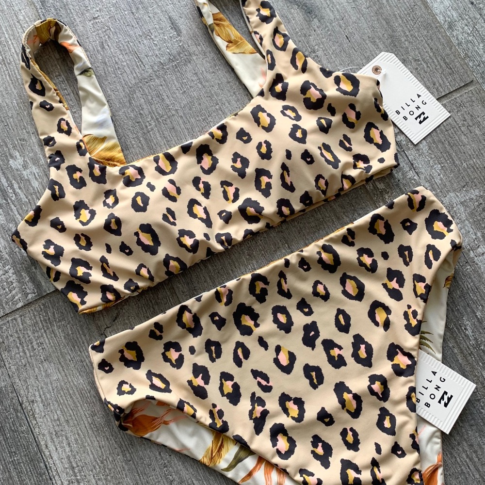 🔥🔥BILLABONG - REVERSIBLE SWEET SANDS BIKINI SET - Picture 4 of 10